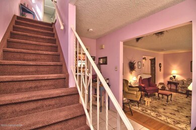 4215 Buckthorn Ln, Stroudsburg, PA 18360 - photo 5