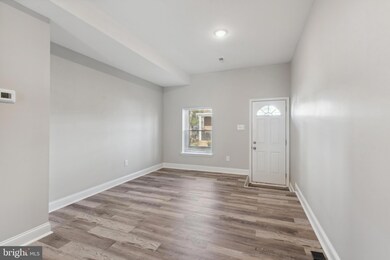 722 N Curley St, Baltimore, MD 21205 - photo 5