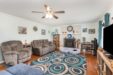 1130 Adam Dr, Cottontown, TN 37048 - photo 7