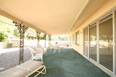 10714 W Pineaire Dr, Sun City, AZ 85351 - photo 5