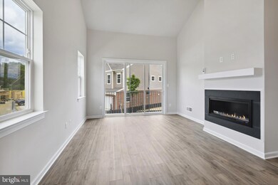 4107 Sugarberry Ln, Bowie, MD 20720 - photo 4