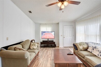 919 Periwinkle Cir, Sebastian, FL 32976 - photo 6