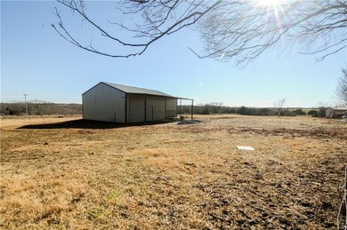 3 N Westminster Rd, Guthrie, OK 73044 - photo 2