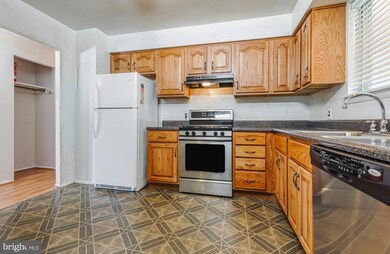 102 Hobart Dr, Clementon, NJ 08021 - photo 6