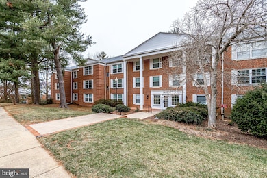7680 Tremayne Place unit 109, McLean, VA 22102 - photo 6