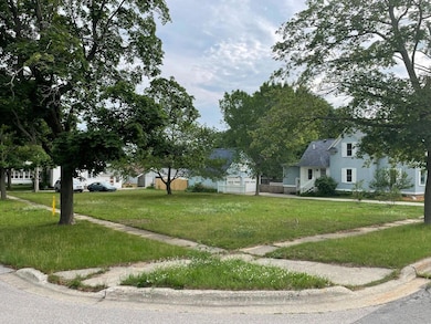 308 E River St, Spring Lake, MI 49456 - photo 7