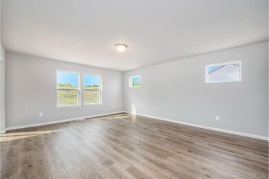 STG099-E1870-Great Room1
