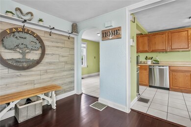 21 Midwood St, Cranston, RI 02910 - photo 6