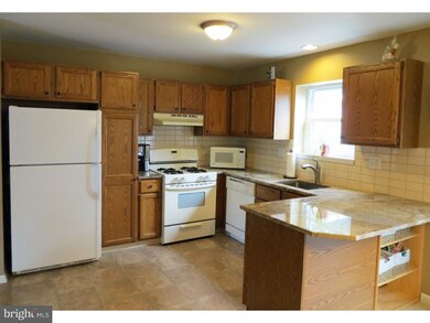 112 Bradbury Rd, Brookhaven, PA 19015 - photo 4