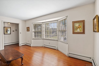 10 Aragon Dr, Trumbull, CT 06611 - photo 7