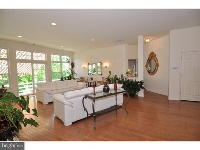 19 Ellington Dr, Columbus, NJ 08022 - photo 7