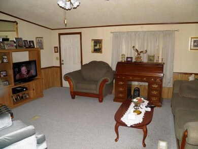 531 Hendrixson Dr, Manchester, TN 37355 - photo 3