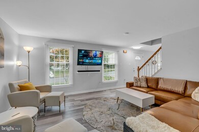 9924 Manet Rd, Burke, VA 22015 - photo 6