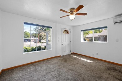 515 SE Riverside Ave, Grants Pass, OR 97526 - photo 6