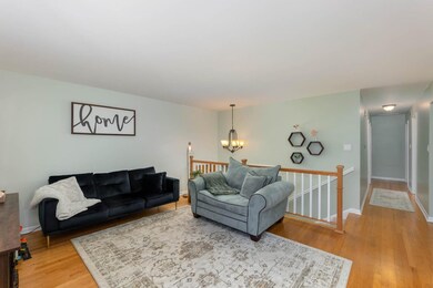 352 N Wright St, Griffith, IN 46319 - photo 7