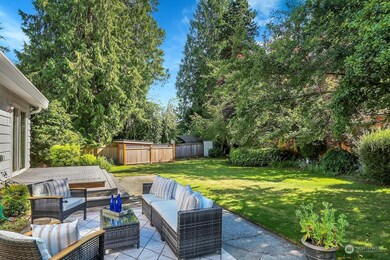 8202 Sierra Dr, Edmonds, WA 98026 - photo 2