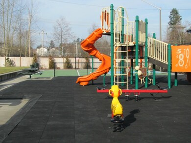 2012 S 261st Ct, Des Moines, WA 98198 - photo 7