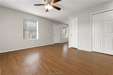 Photo of similar unit