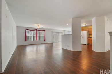 10967 Braemar Pkwy, Huntley, IL 60142 - photo 4