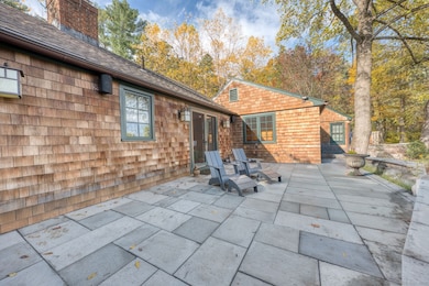 1 Cedar Close, Bloomfield, CT 06002 - photo 3