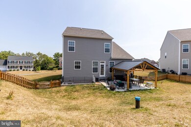 239 Creekwood Dr, Greencastle, PA 17225 - photo 3