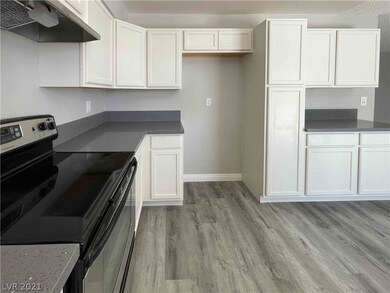 5398 Bernadette St, Las Vegas, NV 89122 - photo 6