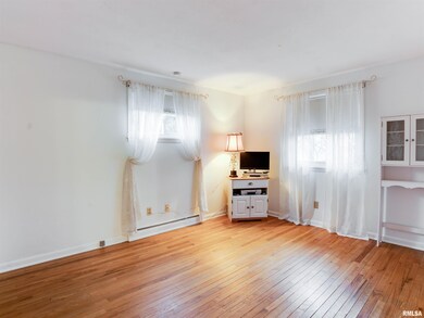 1716 Monterey Ct, Bettendorf, IA 52722 - photo 6