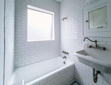 1609 Kipling St, Houston, TX 77006 - photo 6