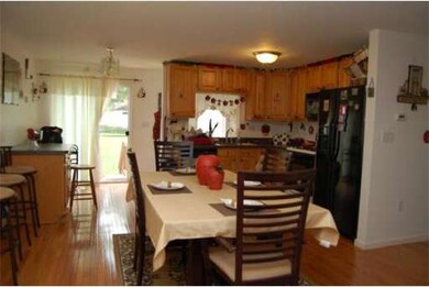 19 Barber St unit B, Medway, MA 02053 - photo 4