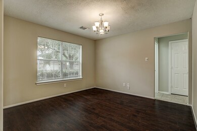 4117 Seminole Dr, Pearland, TX 77584 - photo 5