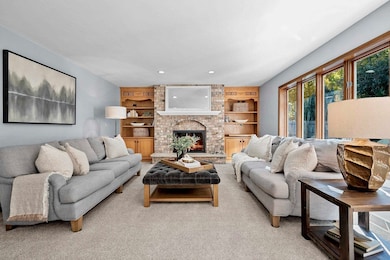 1000 Rolling Green Dr, Green Bay, WI 54313 - photo 6