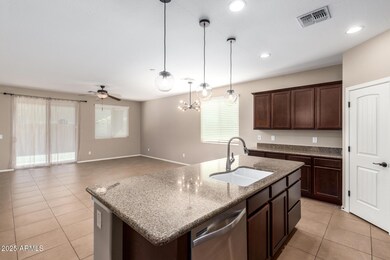 12063 W Tether Trail, Peoria, AZ 85383 - photo 3