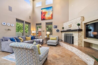 Living Room 2 (3)