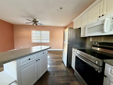 2225 Polk St unit 11A, Hollywood, FL 33020 - photo 4