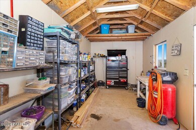 643 W Valleri Ann Rd, Paulden, AZ 86334 - photo 7