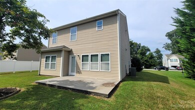 1170 Valley St, Statesville, NC 28677 - photo 7