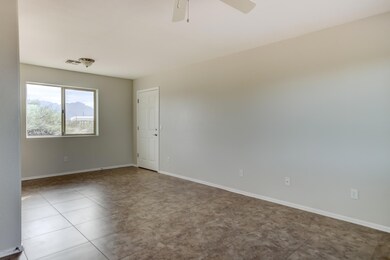 525 S Vista Rd-24