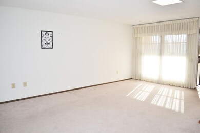 17830 N 99th Dr unit 41, Sun City, AZ 85373 - photo 7