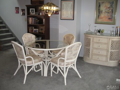 90 Jamie Ct, Monmouth Junction, NJ 08852 - photo 7