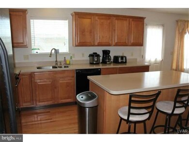 4522 3rd St, Whitehall, PA 18052 - photo 5