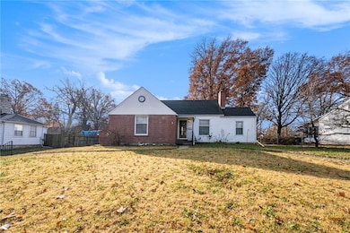 4325 NE 52nd Terrace, Kansas City, MO 64119 - photo 2