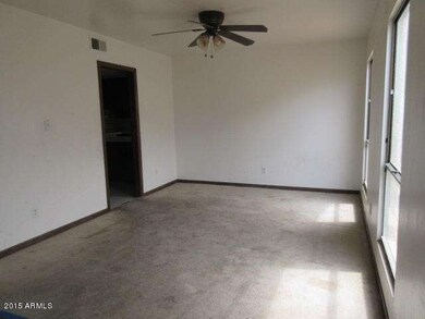 023-356440 Dining Room b