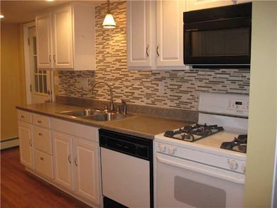 Kitchen. This fully applianced kitchen has plenty 