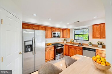 4 Smeton Place unit 4B, Towson, MD 21204 - photo 4