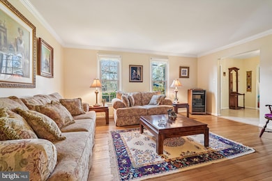 15417 Aylesbury St, Silver Spring, MD 20905 - photo 7