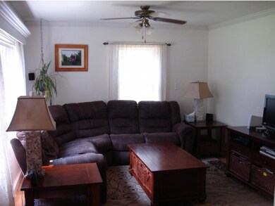 28 Morway St, Charlestown, NH 03603 - photo 2