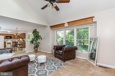 9102 Naygall Rd, Parkville, MD 21234 - photo 5