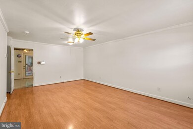 23 Holcumb Ct, Middle River, MD 21220 - photo 5