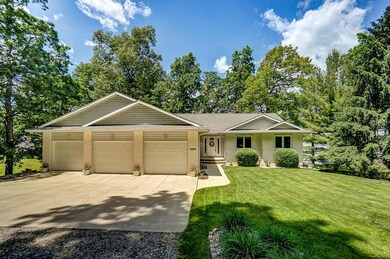 480 Lane 120 Lime Lake, Angola, IN 46703 - photo 2