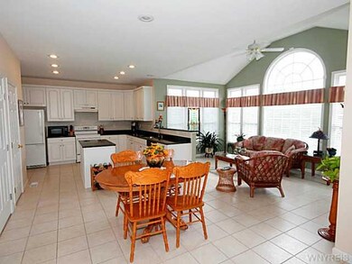 7277 Wilrose Ct, North Tonawanda, NY 14120 - photo 6